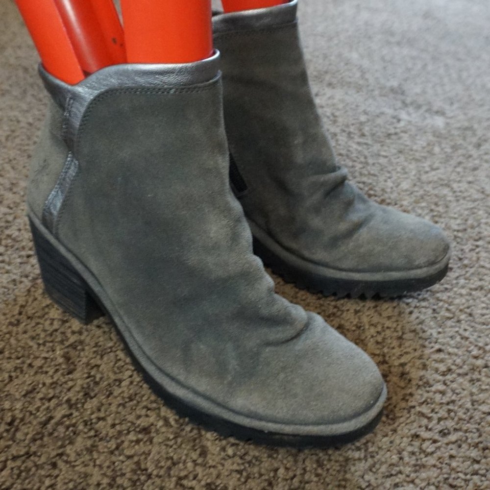 Women's Fly London Wezo Relaxed ankle boot EU 40 US 9/9.5